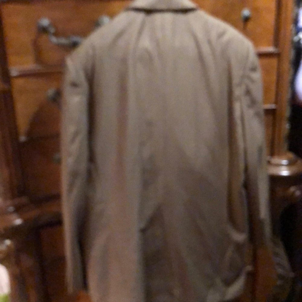 Suit - Picture 2 of 3